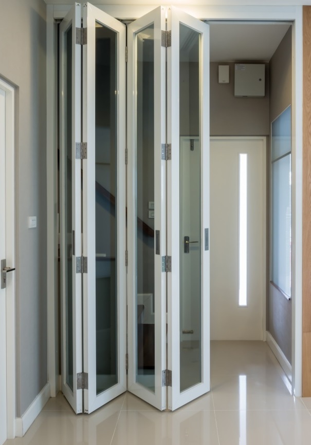 bifold door Havering-atte-Bower, Abridge, RM4